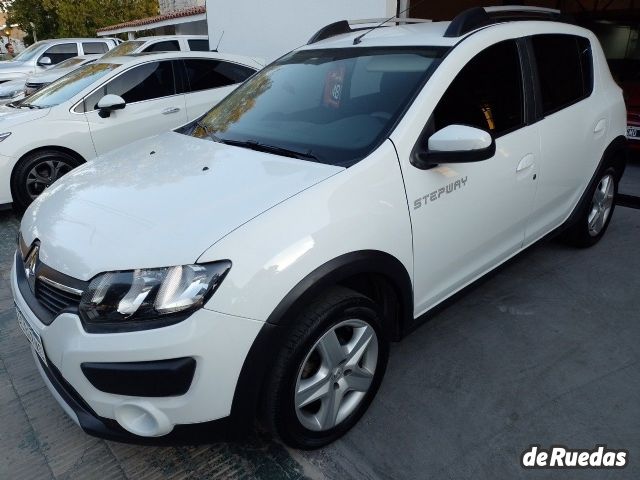 Renault Sandero Usado en Córdoba, deRuedas