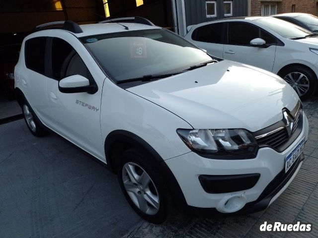 Renault Sandero Usado en Córdoba, deRuedas