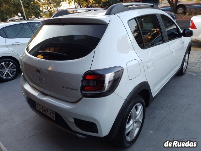 Renault Sandero Usado en Córdoba, deRuedas