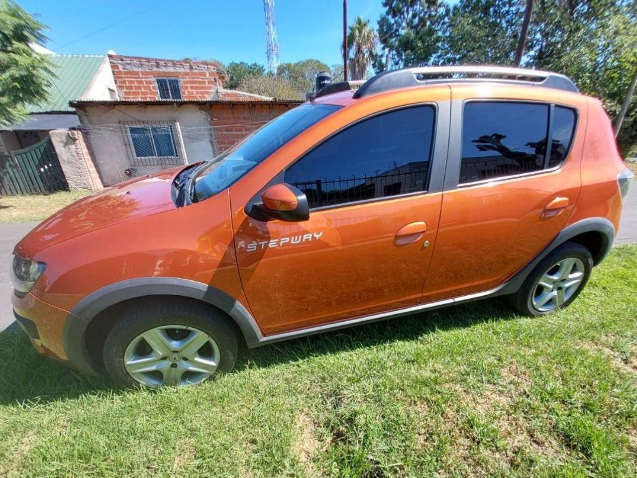 Renault Sandero Usado en Buenos Aires, deRuedas