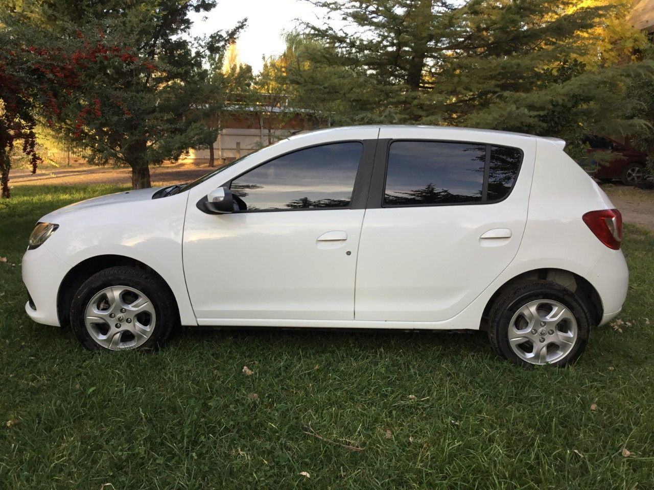 Renault Sandero Usado en Neuquén, deRuedas