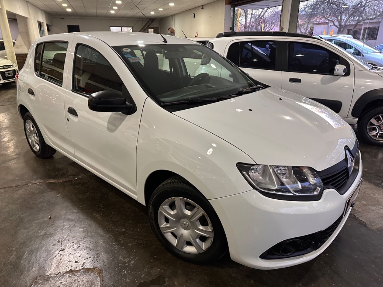 Renault Sandero Usado en Mendoza, deRuedas