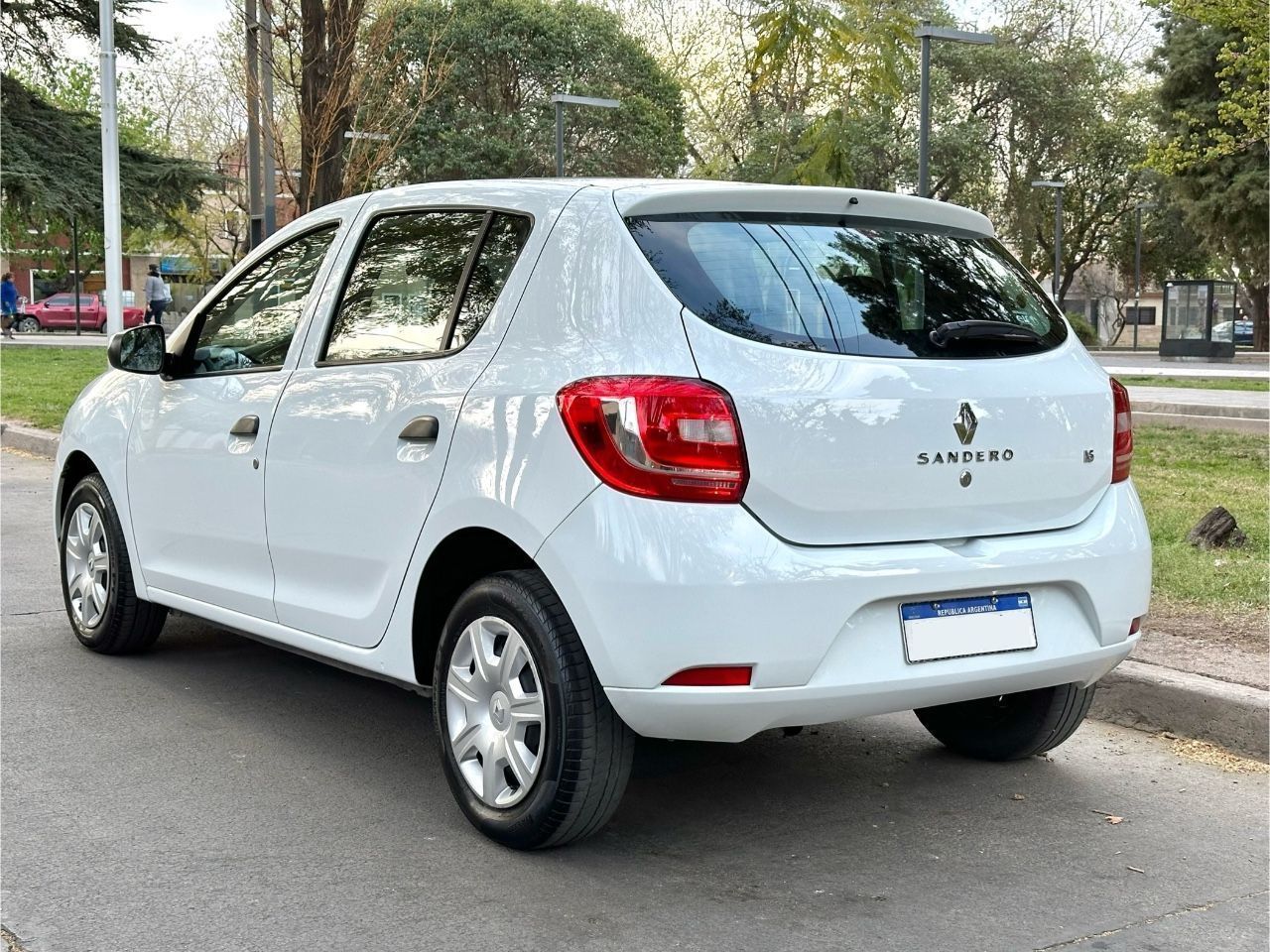 Renault Sandero Usado en Mendoza, deRuedas