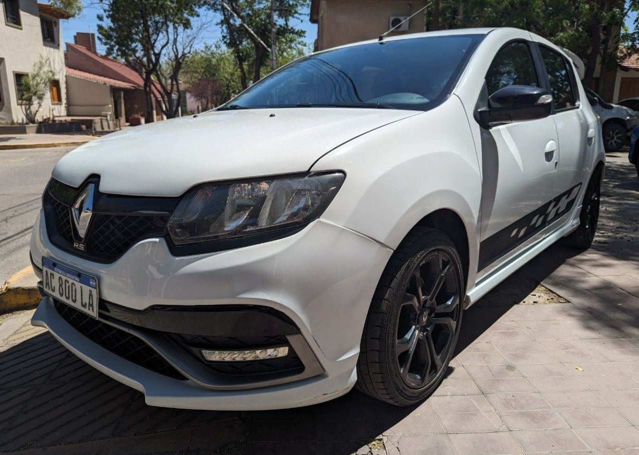 Renault Sandero Usado en Mendoza, deRuedas