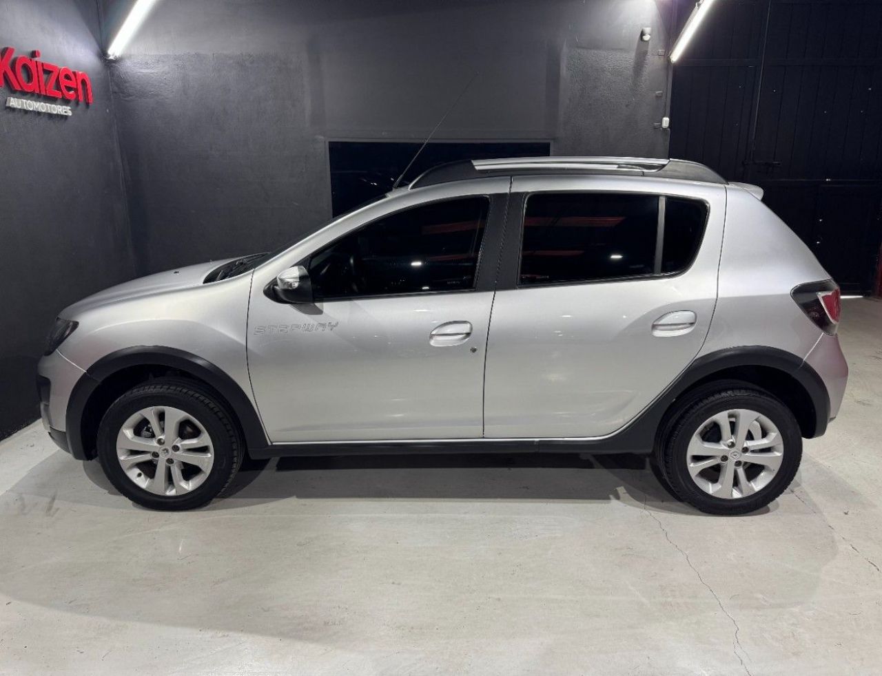Renault Sandero Usado Financiado en Córdoba, deRuedas