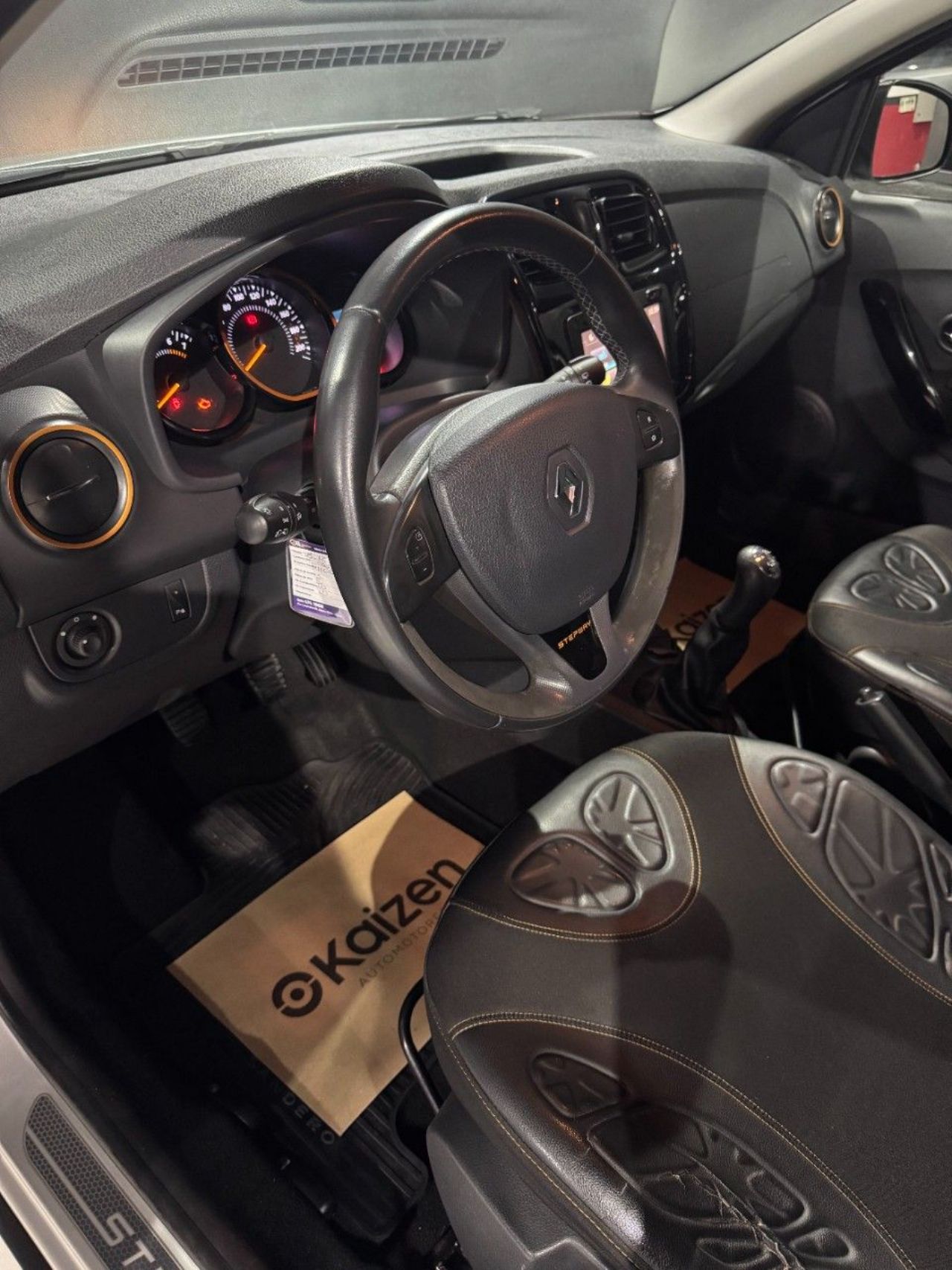 Renault Sandero Usado Financiado en Córdoba, deRuedas
