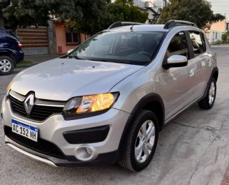 Renault Sandero Usado en Mendoza