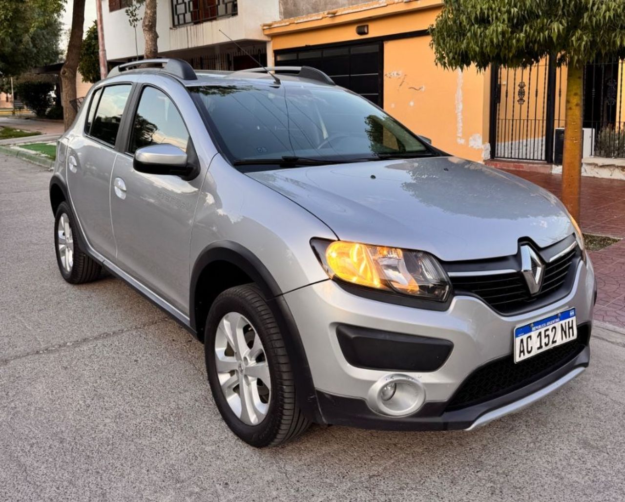 Renault Sandero Usado en Mendoza, deRuedas