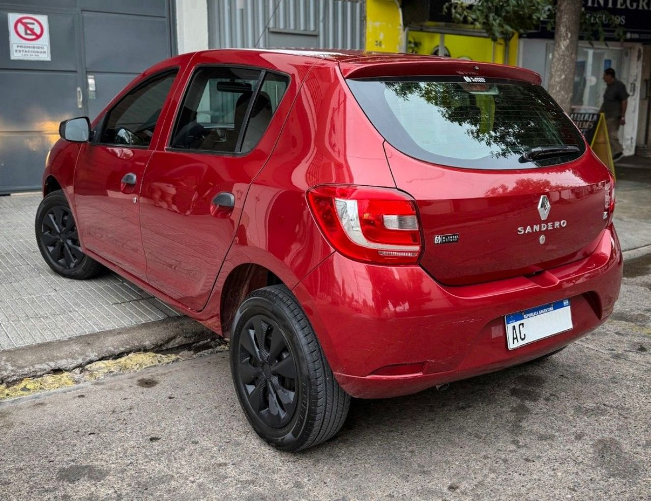 Renault Sandero Usado Financiado en Mendoza, deRuedas