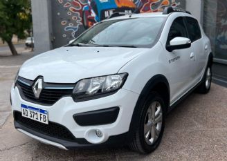 Renault Sandero Usado en Mendoza Financiado