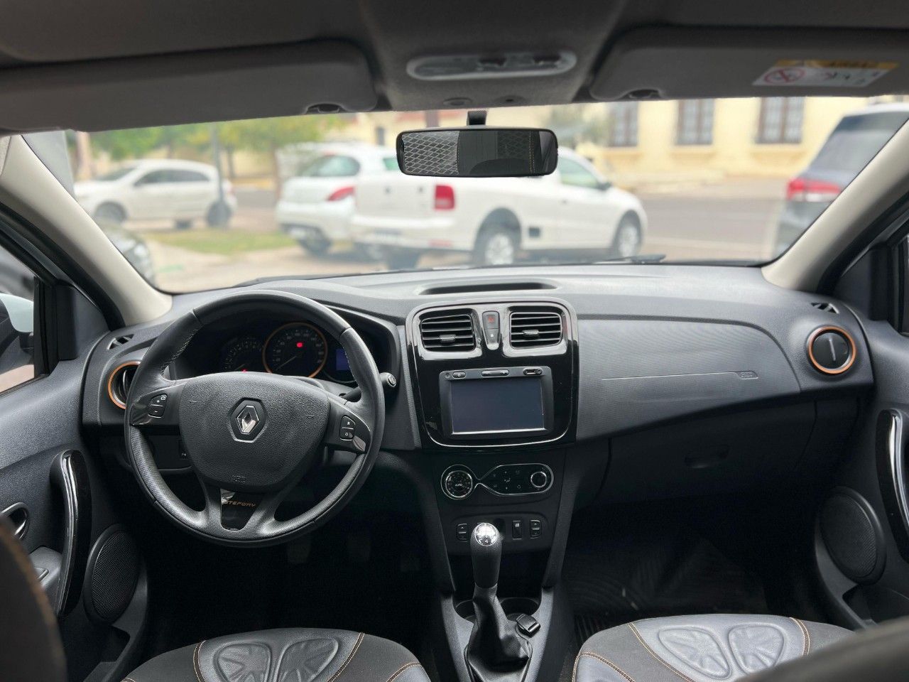 Renault Sandero Usado Financiado en Mendoza, deRuedas
