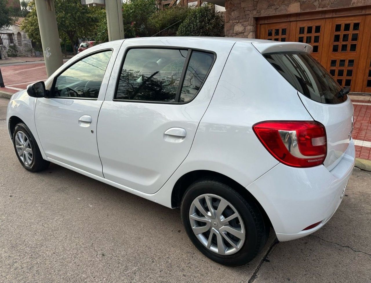 Renault Sandero Usado Financiado en Córdoba, deRuedas