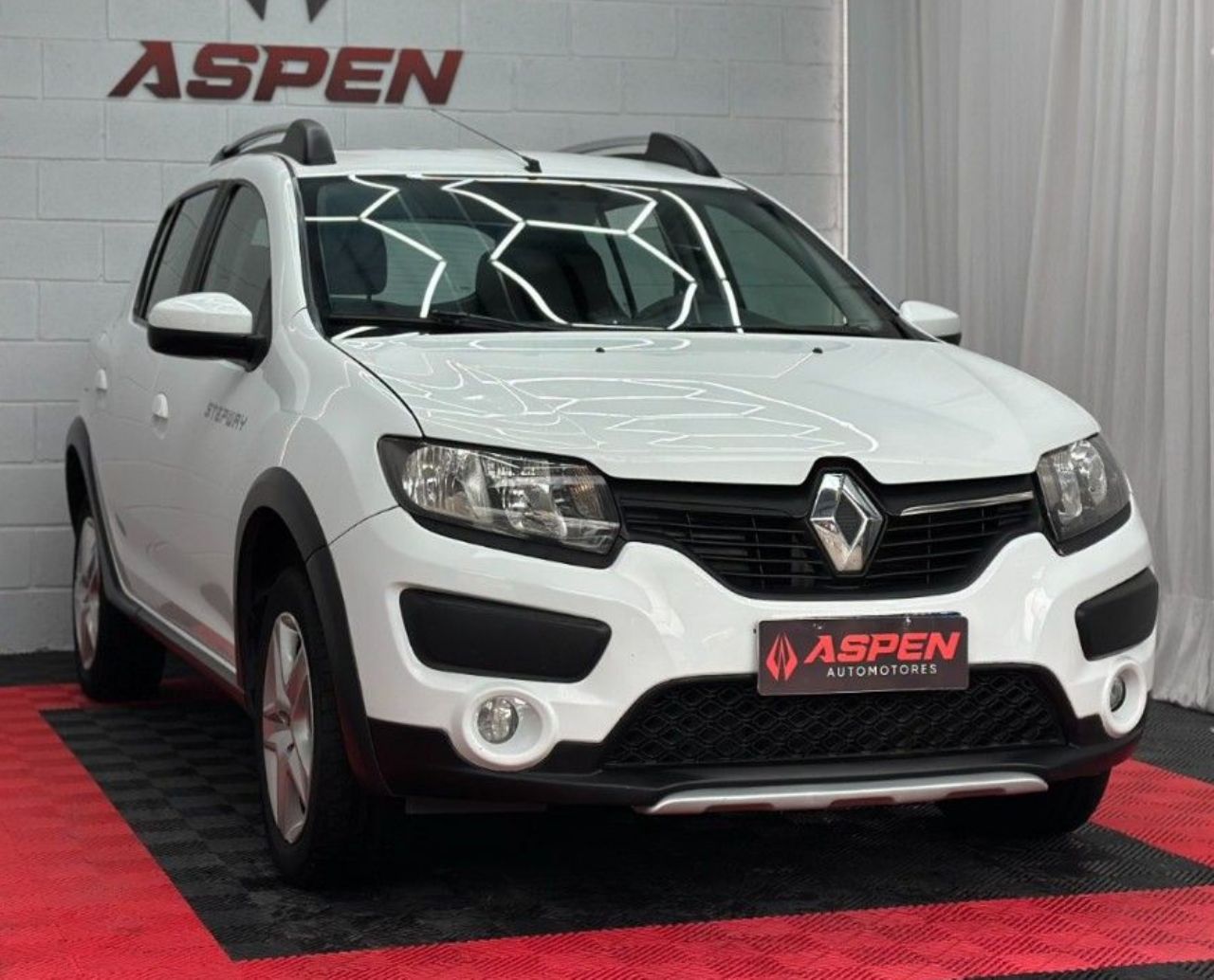 Renault Sandero Usado Financiado en Córdoba, deRuedas