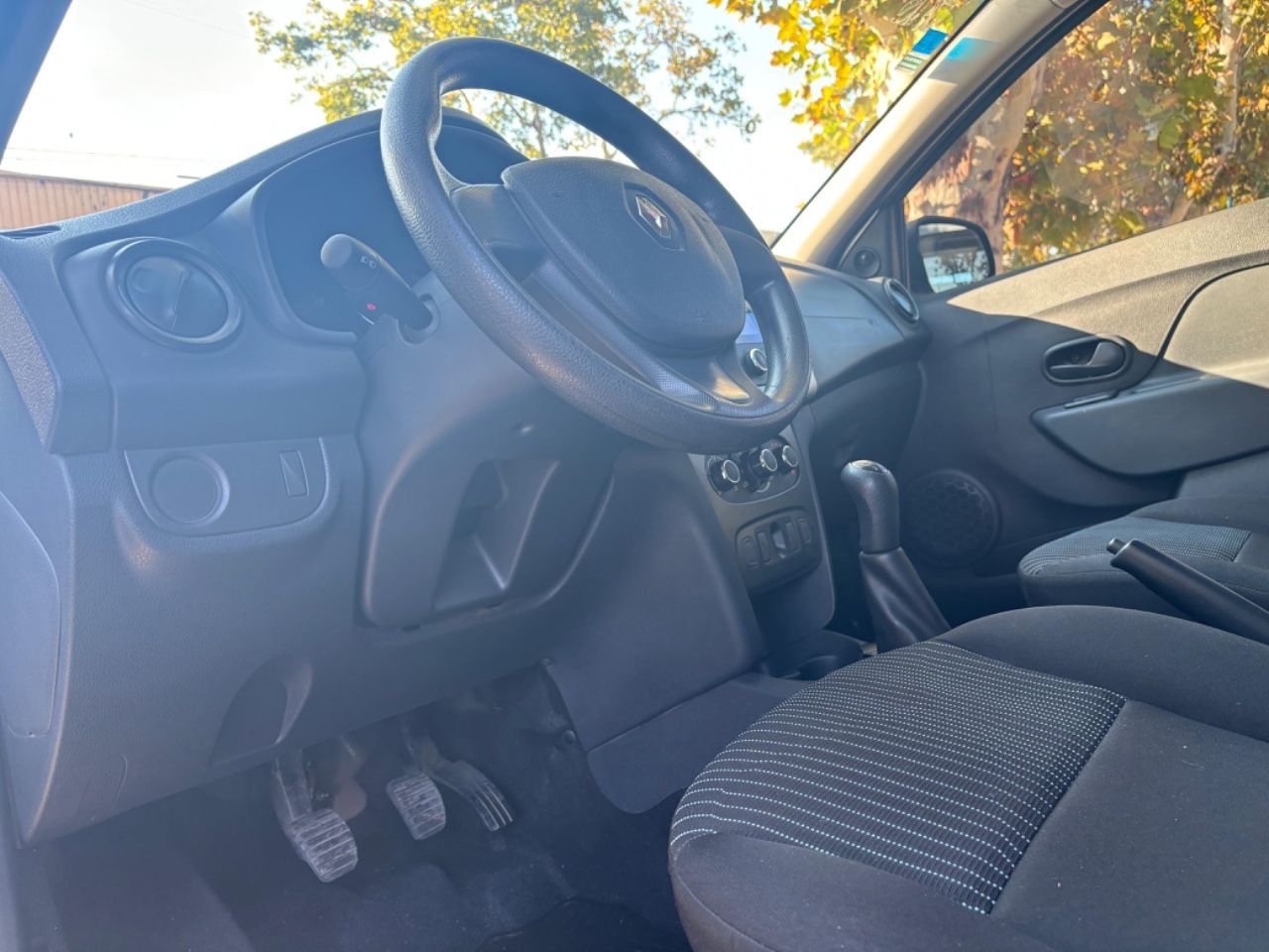 Renault Sandero Usado en Mendoza, deRuedas