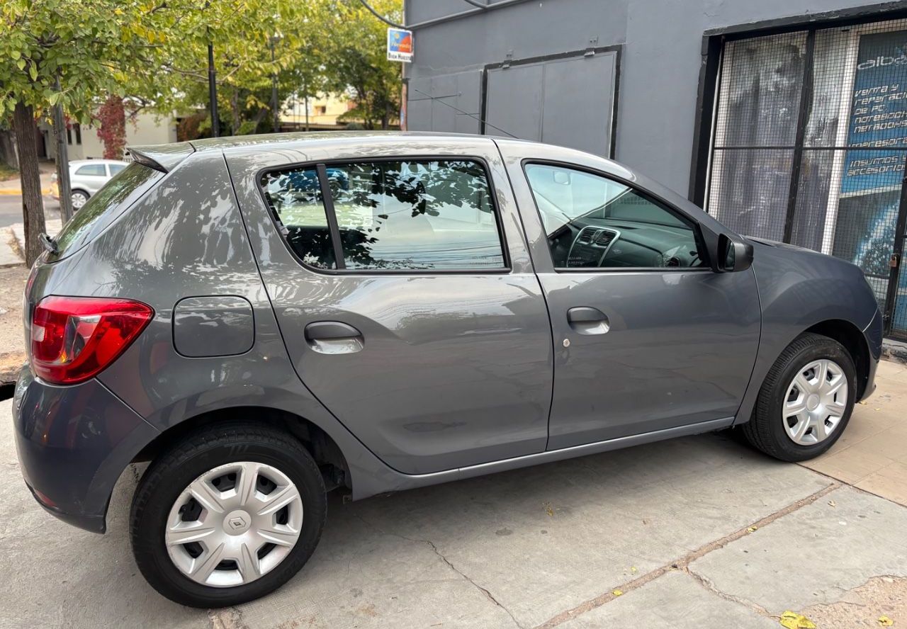 Renault Sandero Usado Financiado en Mendoza, deRuedas