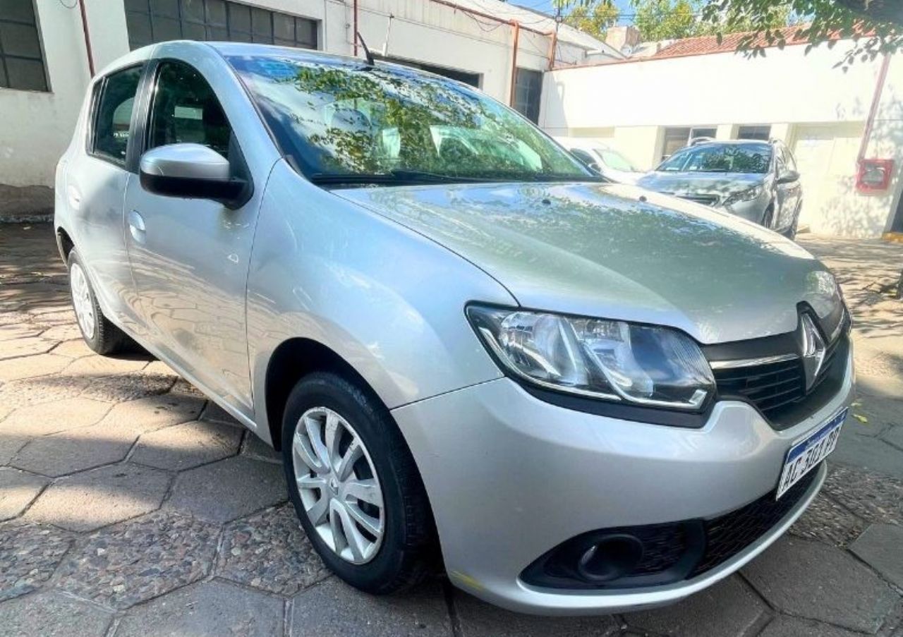 Renault Sandero Usado en Mendoza, deRuedas