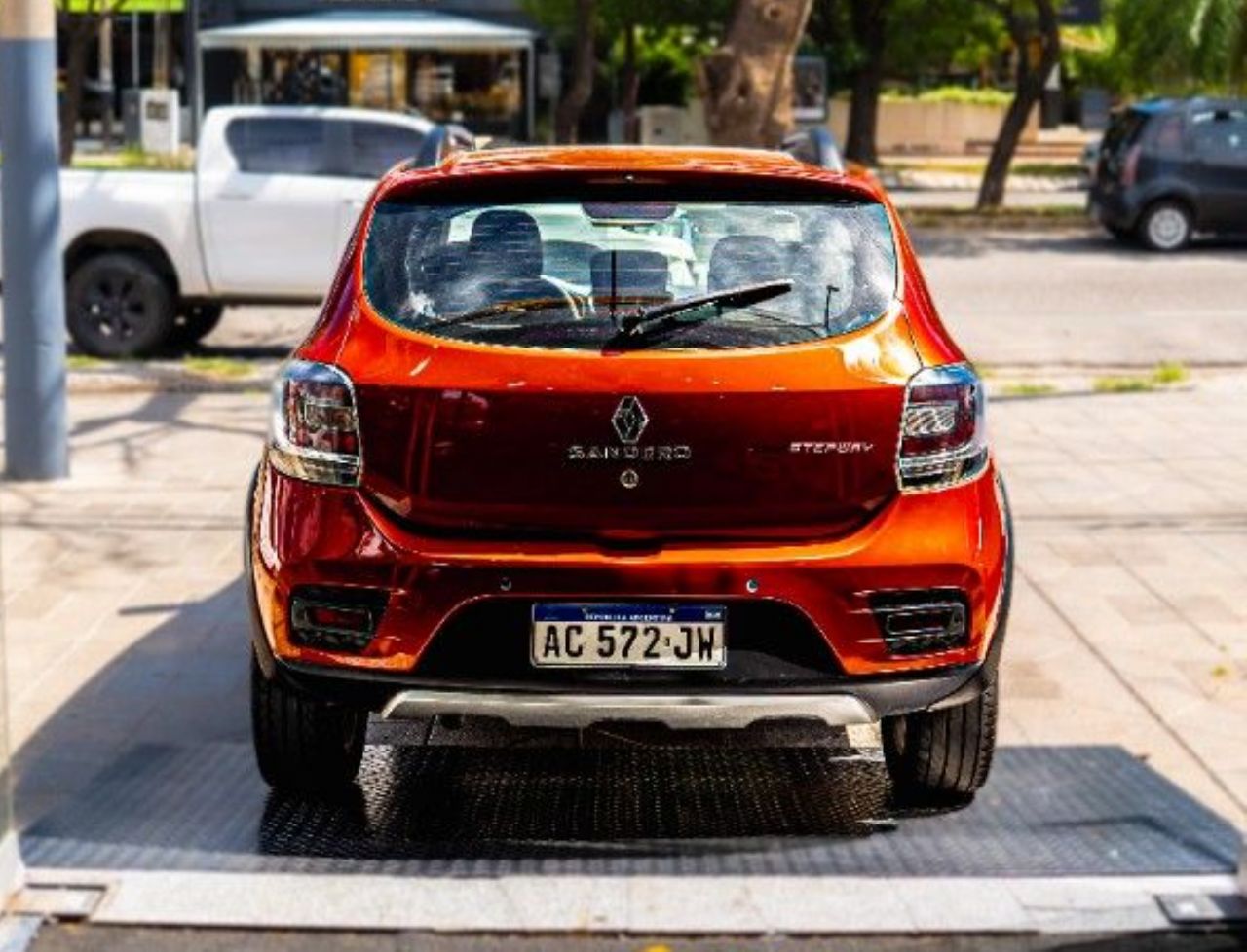 Renault Sandero Usado Financiado en Córdoba, deRuedas