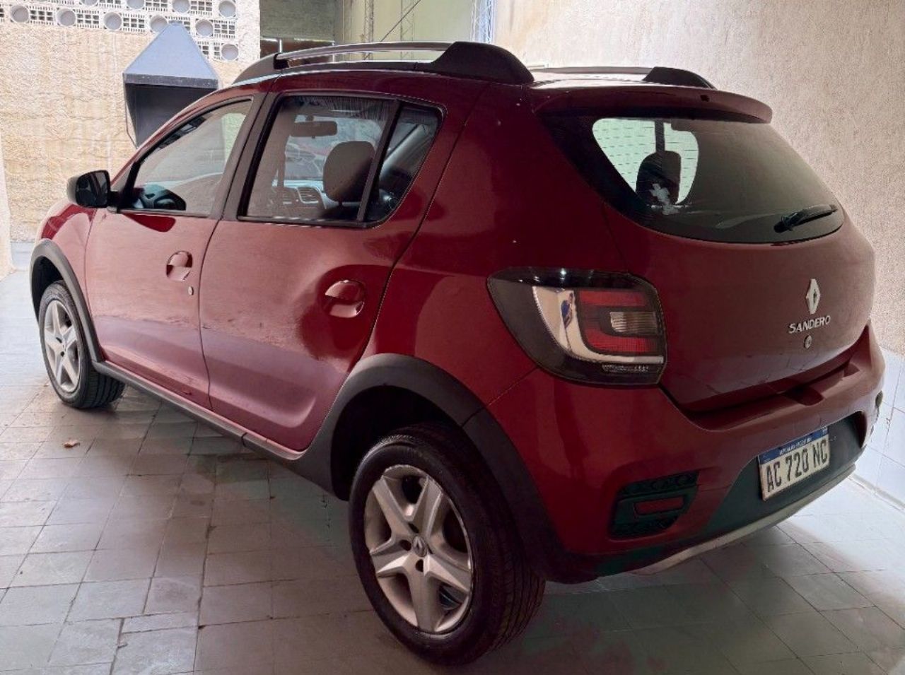 Renault Sandero Usado Financiado en Mendoza, deRuedas