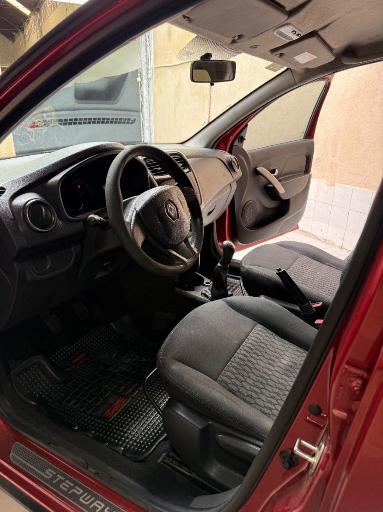 Renault Sandero Usado Financiado en Mendoza, deRuedas