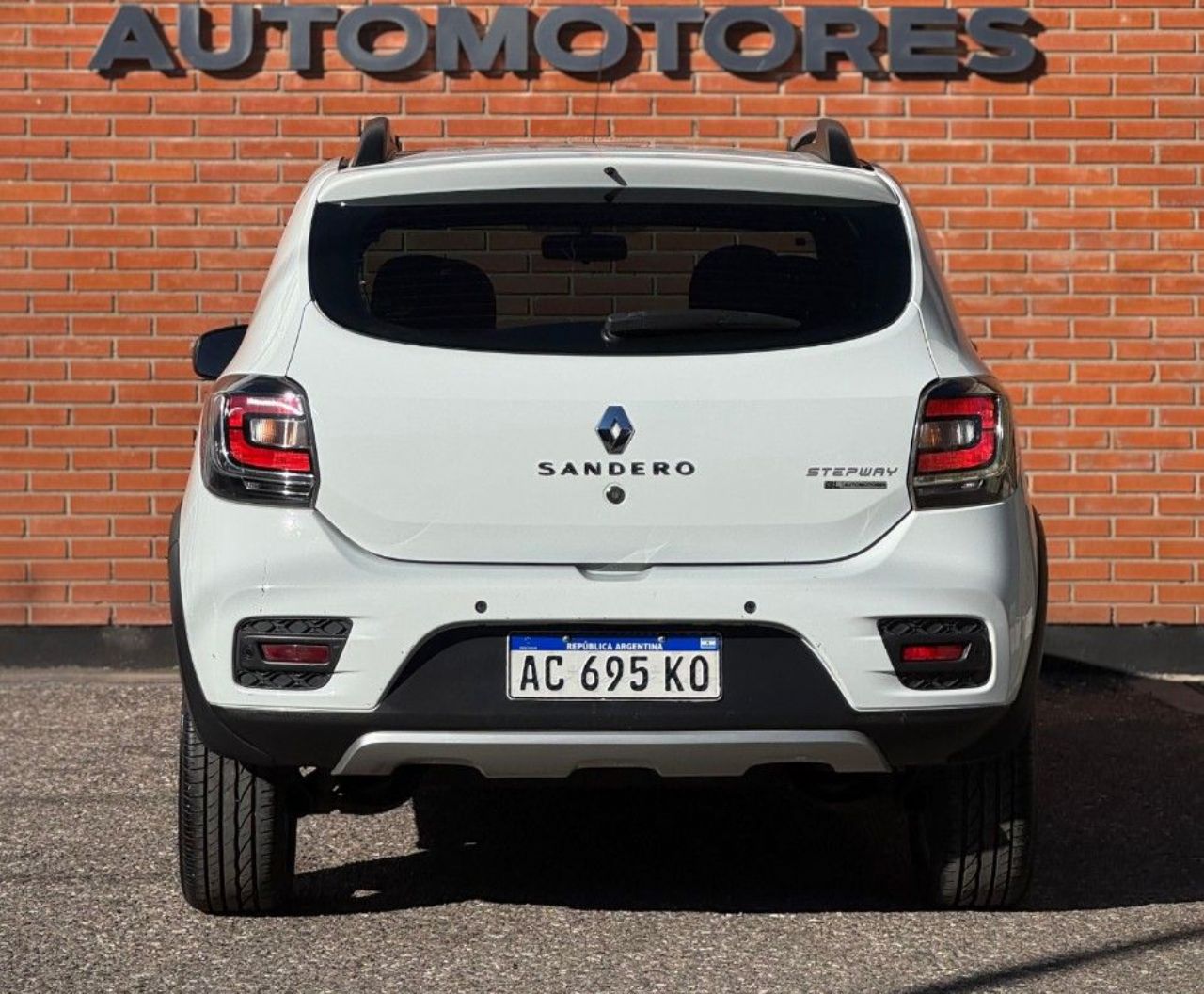 Renault Sandero Usado Financiado en Córdoba, deRuedas