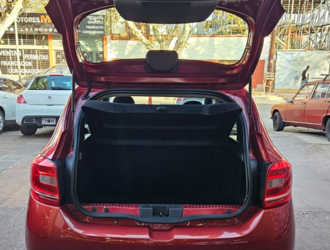 Renault Sandero Usado en Mendoza, deRuedas