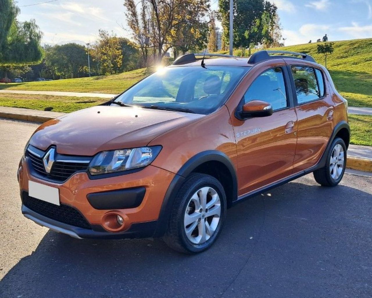 Renault Sandero Usado Financiado en Mendoza, deRuedas