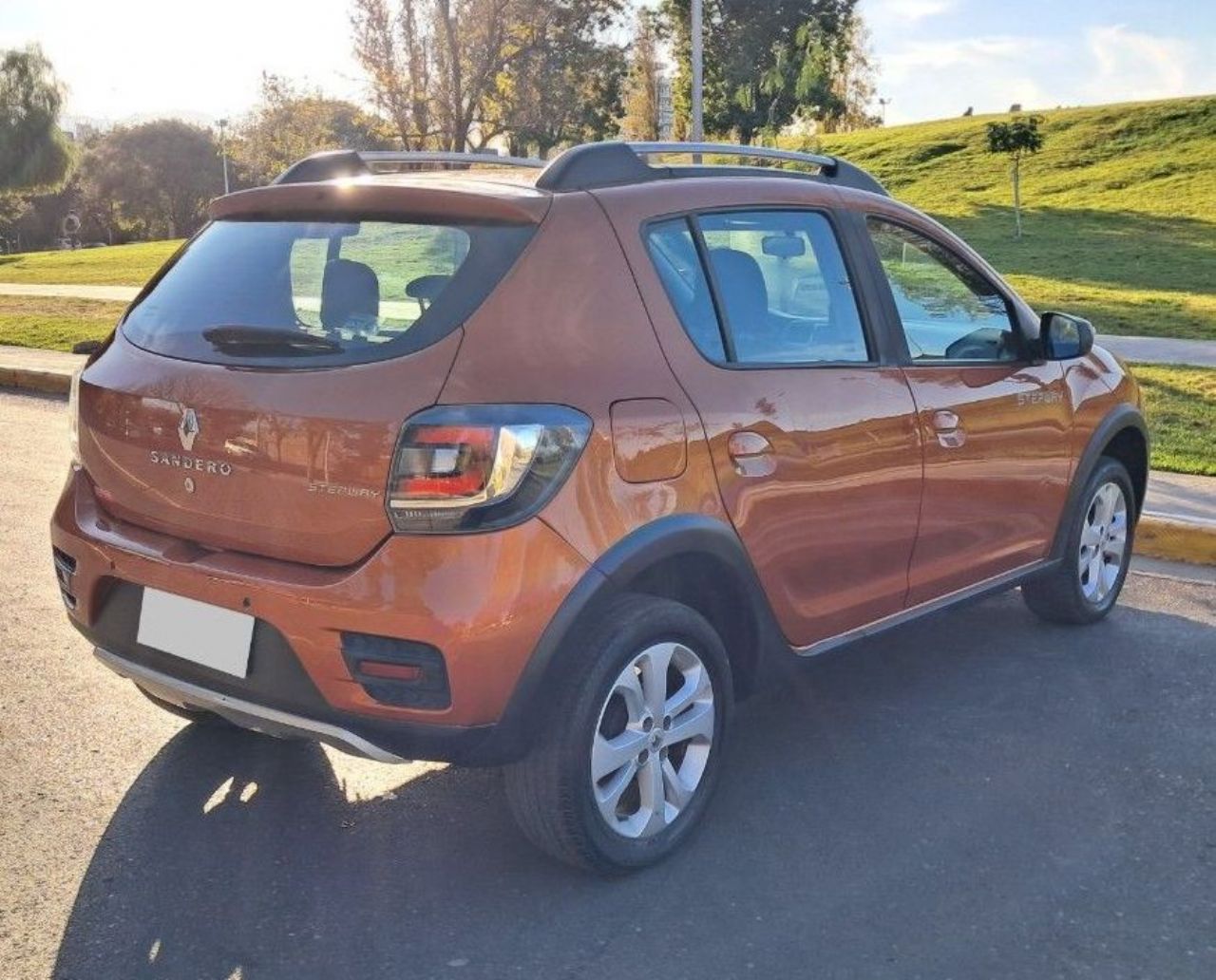 Renault Sandero Usado Financiado en Mendoza, deRuedas