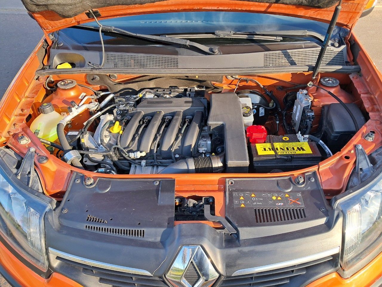 Renault Sandero Usado Financiado en Mendoza, deRuedas