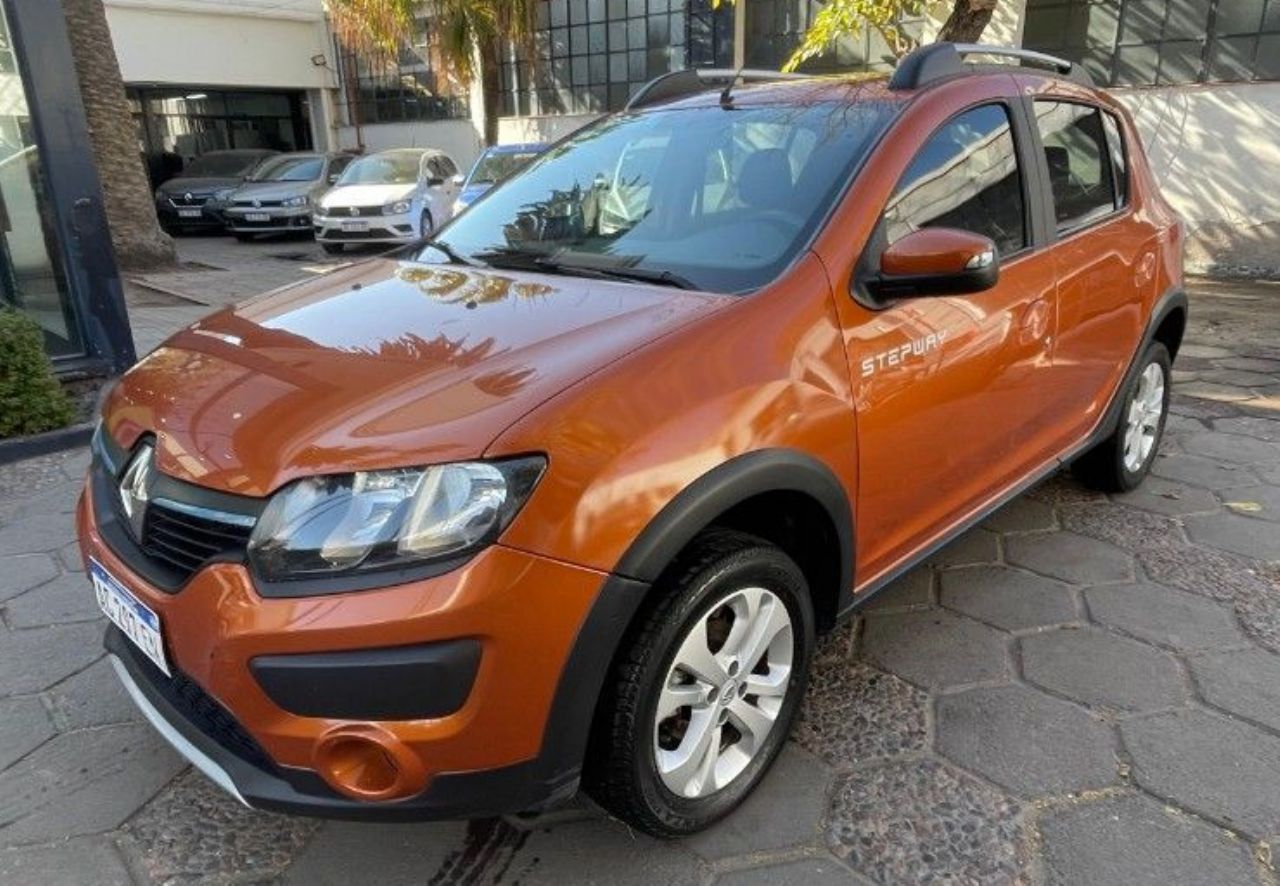 Renault Sandero Usado en Mendoza, deRuedas