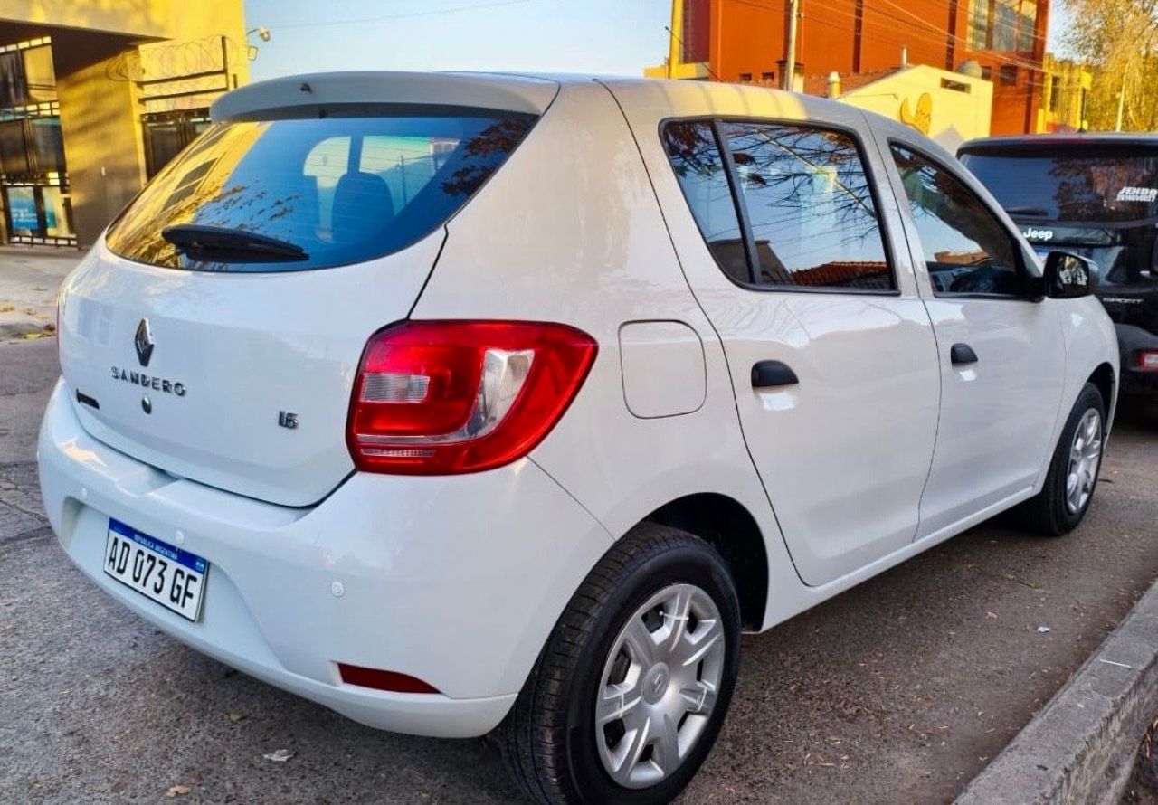 Renault Sandero Usado en Mendoza, deRuedas