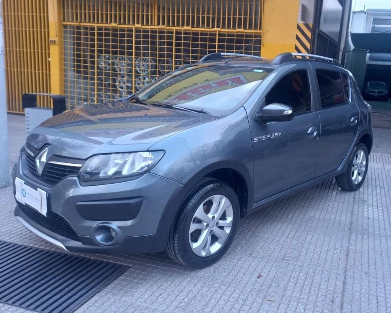 Renault Sandero Usado Financiado en Mendoza, deRuedas