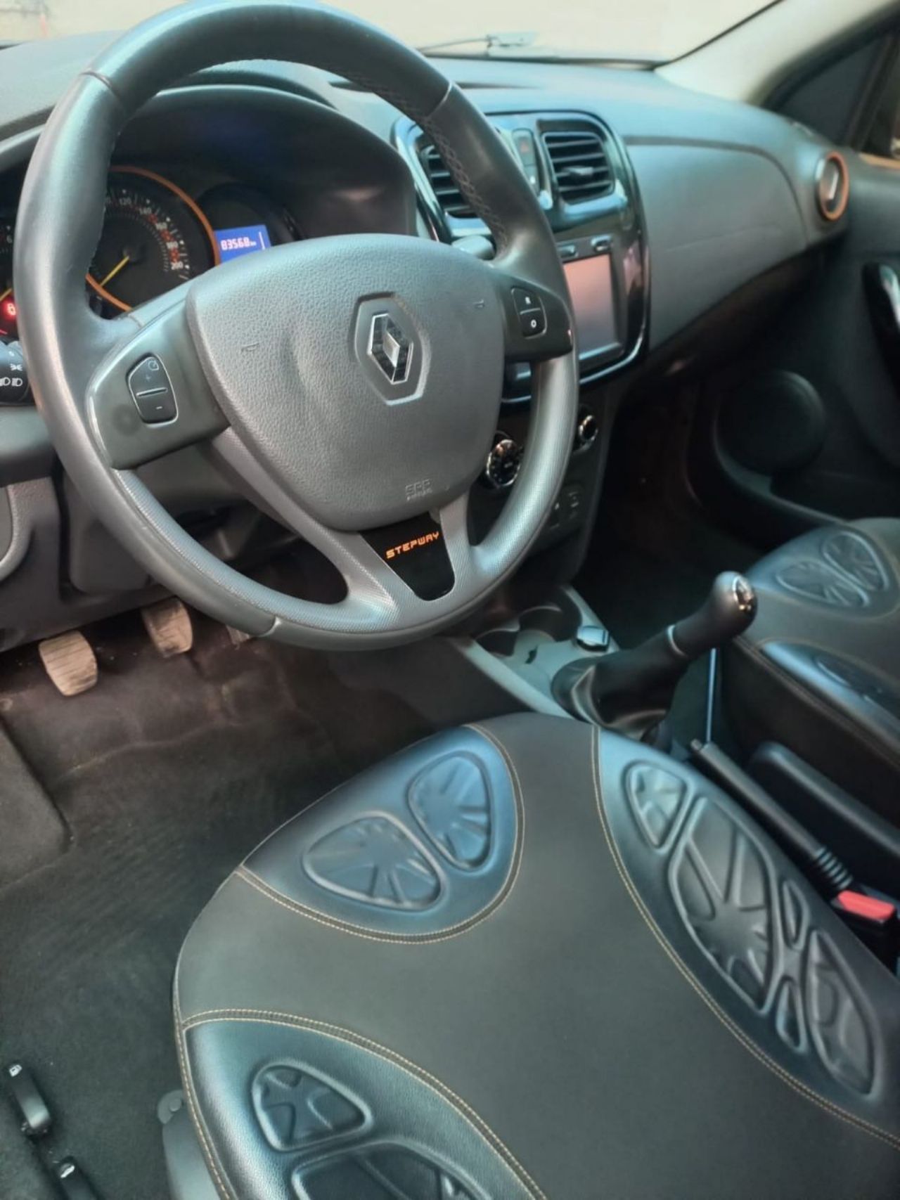 Renault Sandero Usado Financiado en Mendoza, deRuedas
