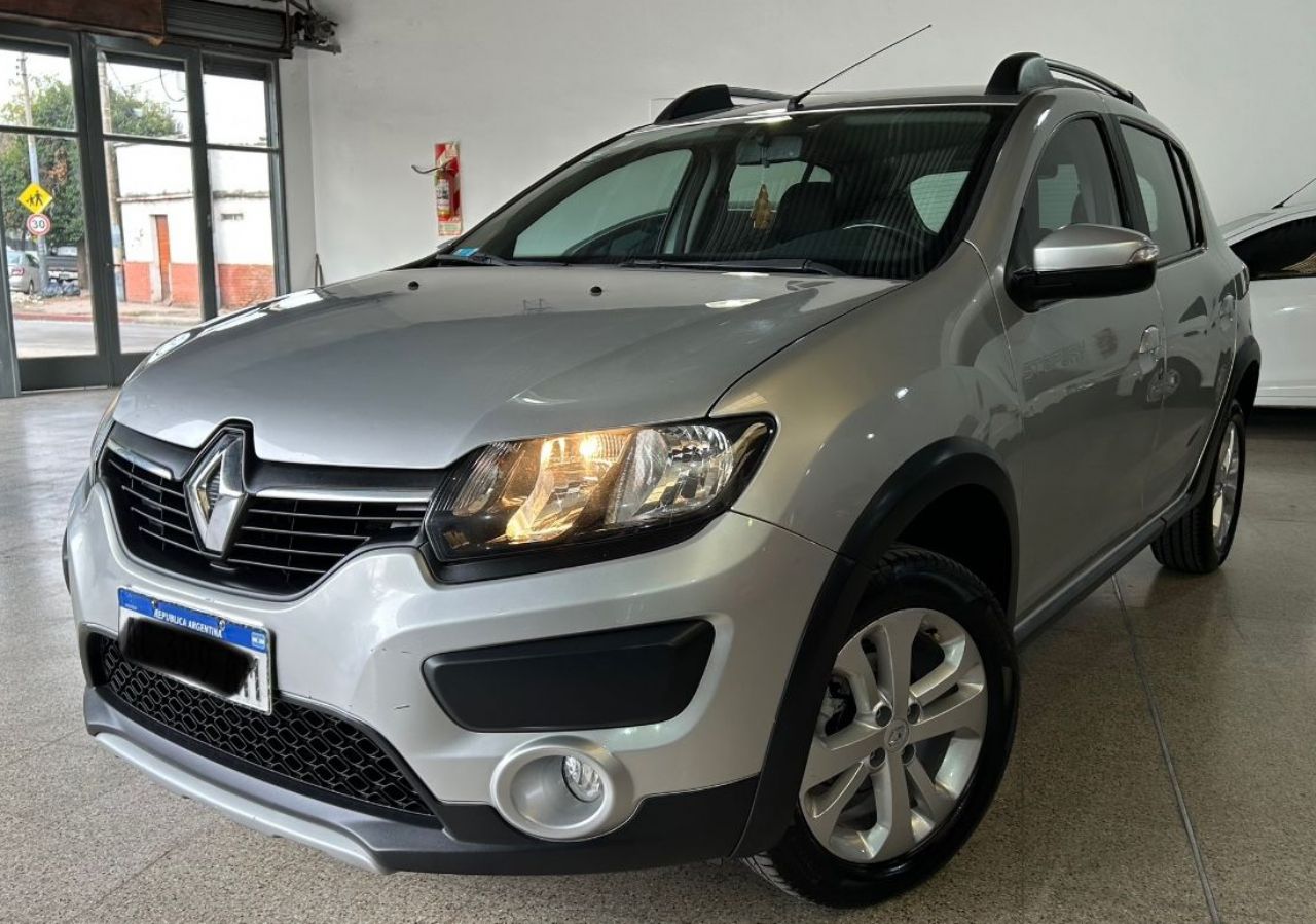 Renault Sandero Usado Financiado en Córdoba, deRuedas