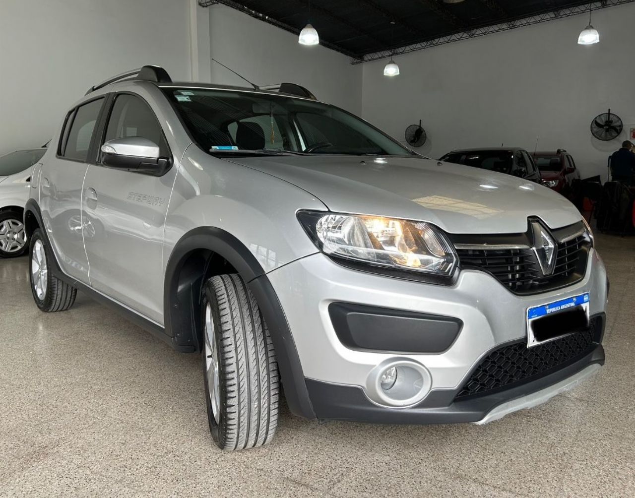 Renault Sandero Usado Financiado en Córdoba, deRuedas