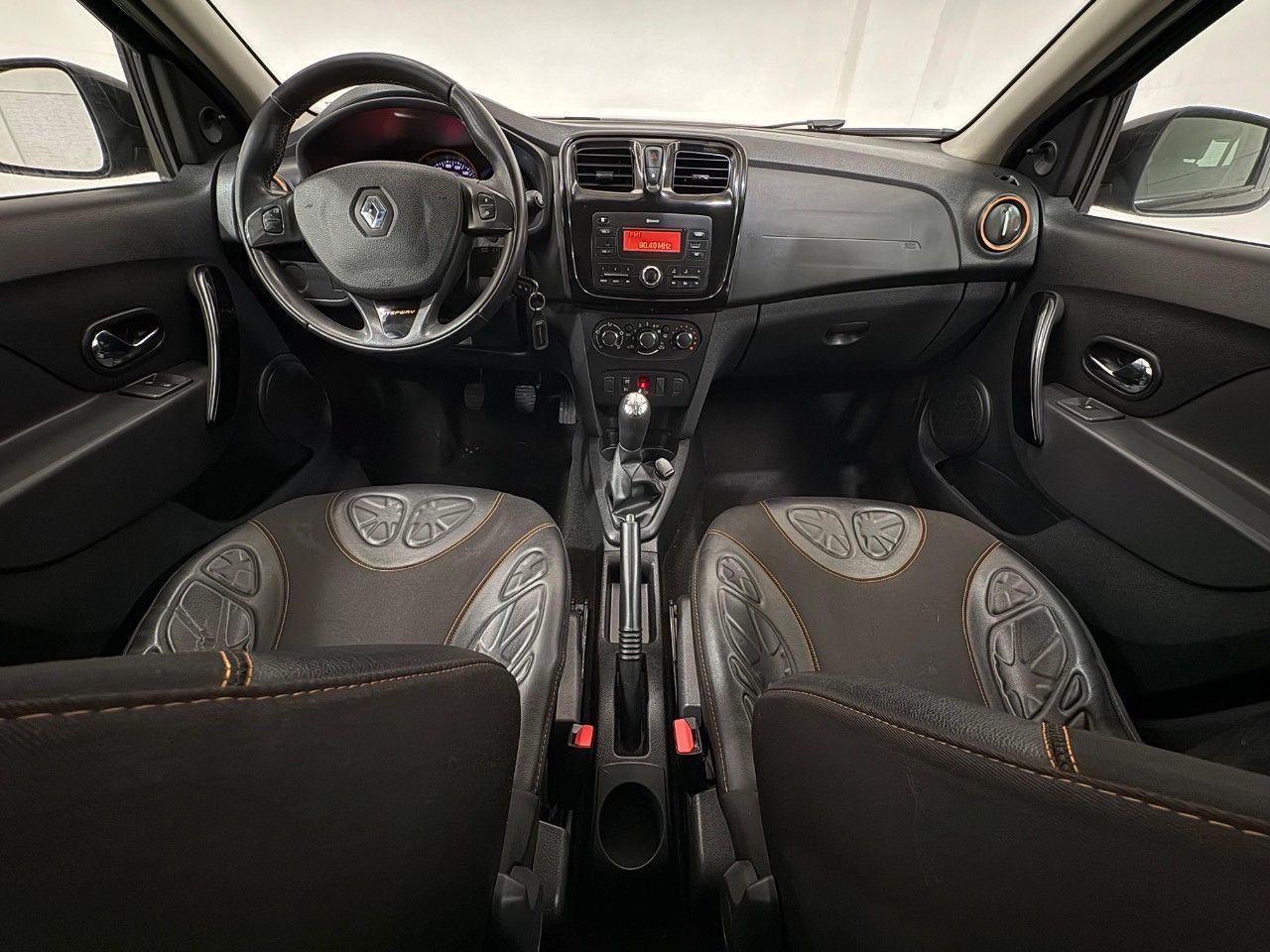 Renault Sandero Usado Financiado en Mendoza, deRuedas