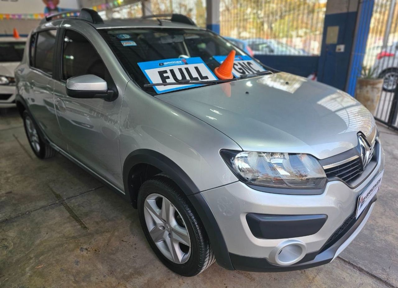 Renault Sandero Usado en Mendoza, deRuedas