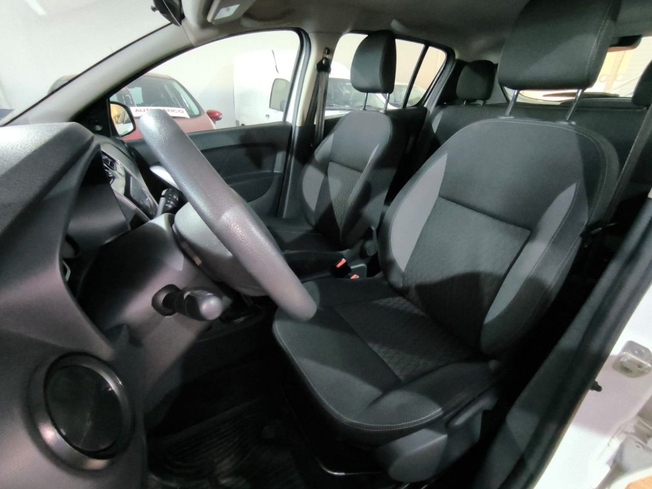 Renault Sandero Usado Financiado en Córdoba, deRuedas