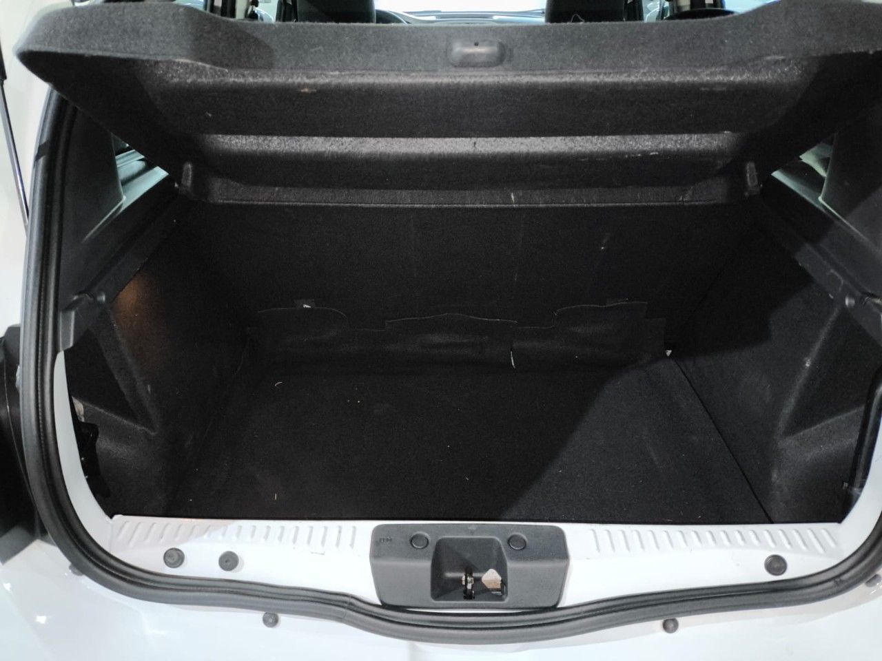 Renault Sandero Usado Financiado en Córdoba, deRuedas