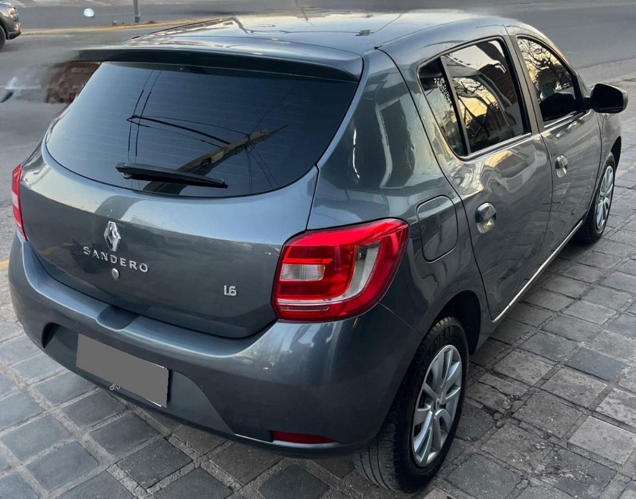Renault Sandero Usado Financiado en Córdoba, deRuedas