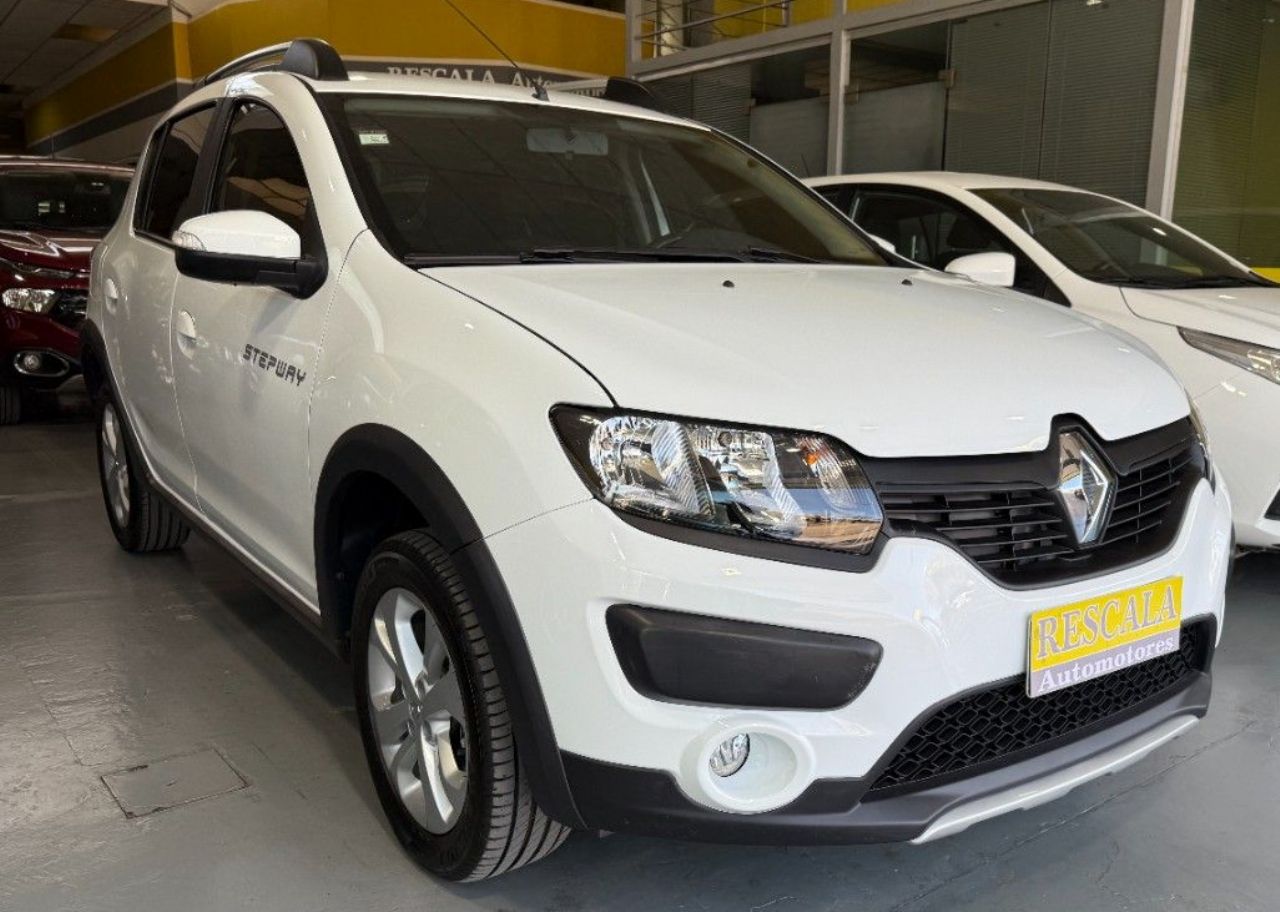 Renault Sandero Usado Financiado en Córdoba, deRuedas