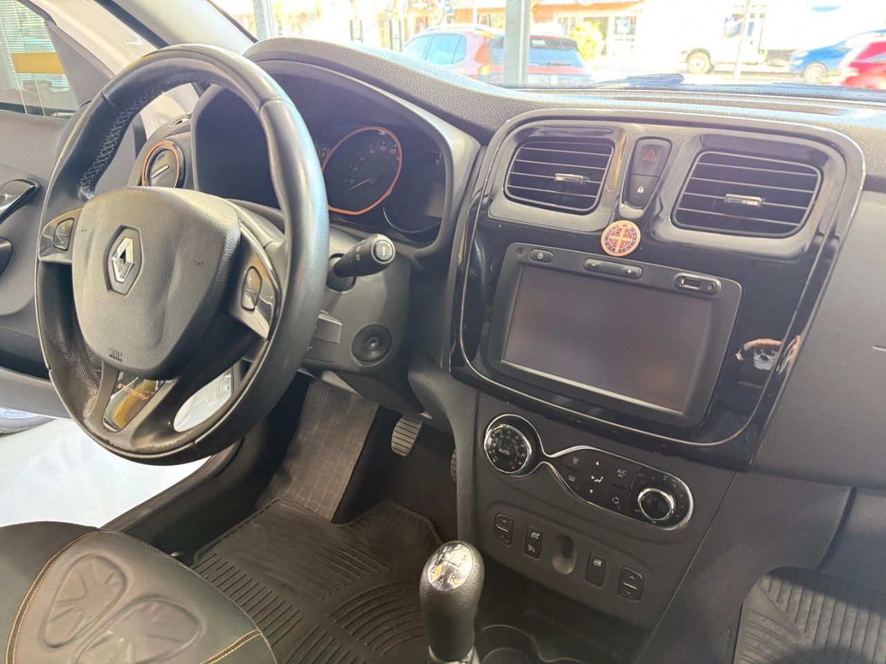 Renault Sandero Usado Financiado en Córdoba, deRuedas