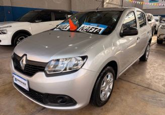 Renault Sandero Usado en Mendoza Financiado
