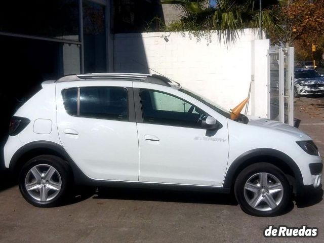 Renault Sandero Usado en Mendoza, deRuedas