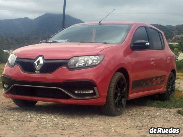 Renault Sandero Usado en Mendoza, deRuedas