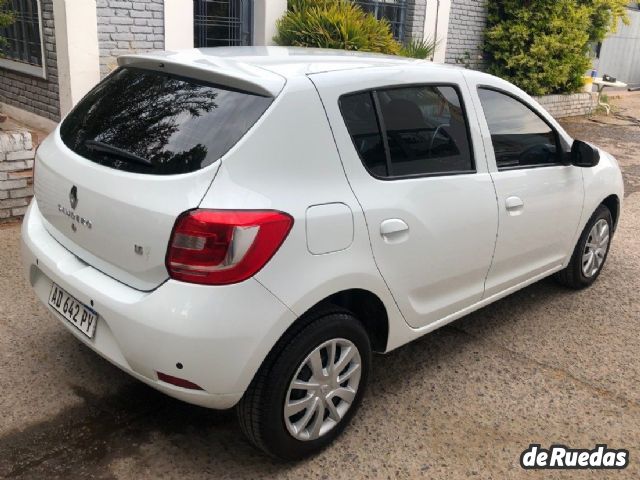 Renault Sandero Usado en Mendoza, deRuedas