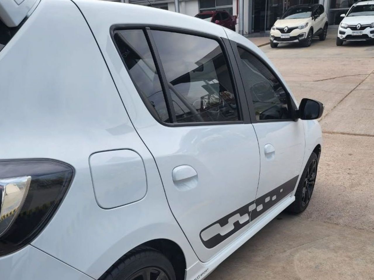 Renault Sandero Usado en Mendoza, deRuedas