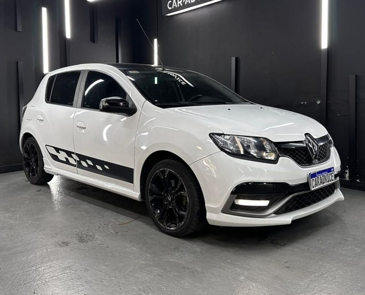 Renault Sandero Usado en Córdoba, deRuedas