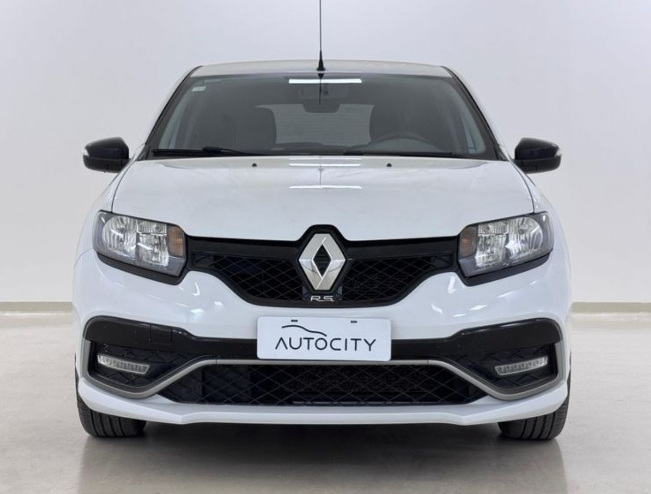 Renault Sandero Usado en Córdoba, deRuedas