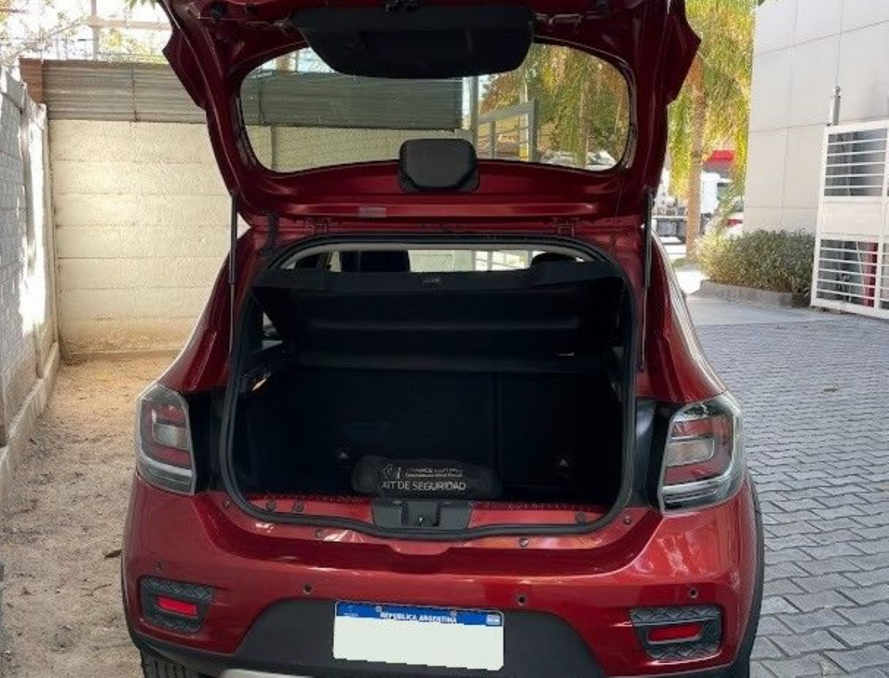Renault Sandero Usado en San Juan, deRuedas