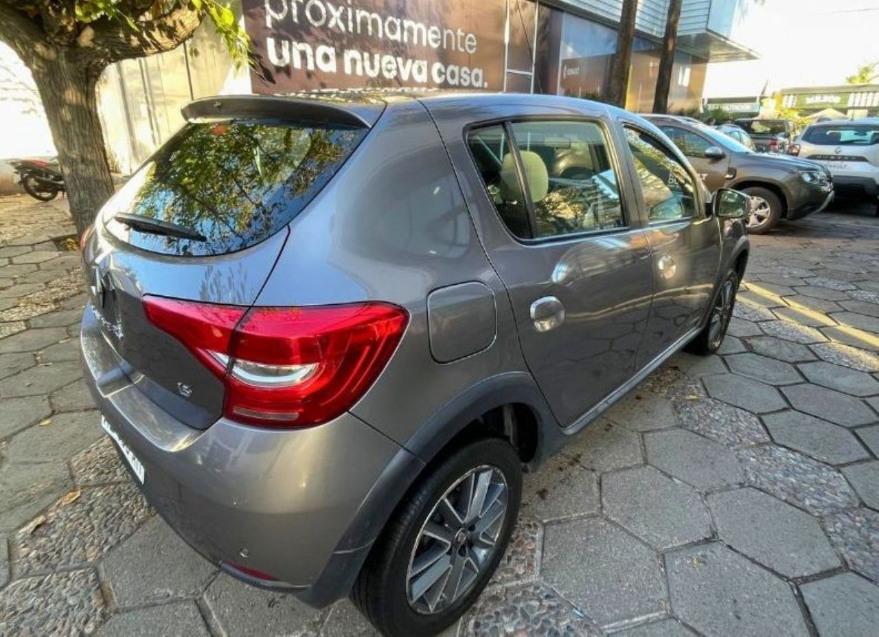 Renault Sandero Usado en Mendoza, deRuedas